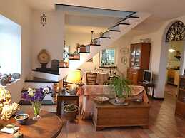 Peaceful Villa Stay in Rapallo