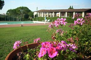 Bucine Hideaway With Pool