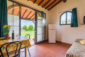 Bucine Hideaway With Pool