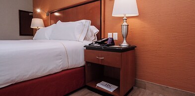 HS HOTSSON Hotel Tampico