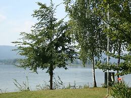 Cozy Apartment in Moos near Lake Constance