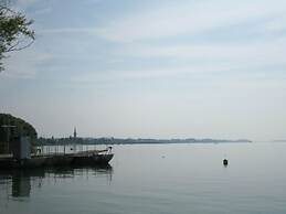 Cozy Apartment in Moos near Lake Constance
