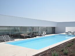 Morden Archictectural Villa In Lisbon