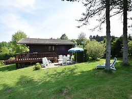 Comfortable Cottage Near Lake Cherapont
