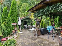 Rustic Holiday Home With Balcony