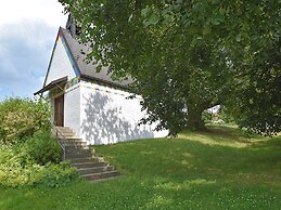 Ferienhaus mit Garten in Waldnahe