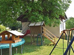 Ferienhaus mit Garten in Waldnahe