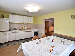 Ferienhaus mit Garten in Waldnahe