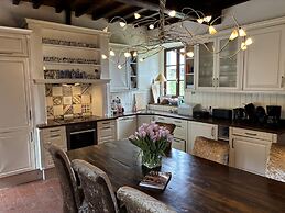 Luxurious Holiday Home With Private Pool