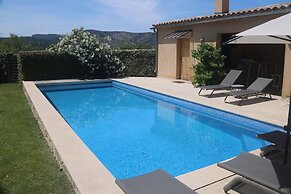 Villa in Malaucene Near Mount Ventoux