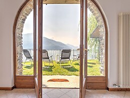 Climb, Cruise & Dine; Lake Como