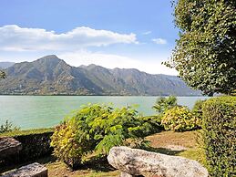 Lakeside Living With Adventure