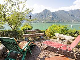 Lakeside Living With Adventure