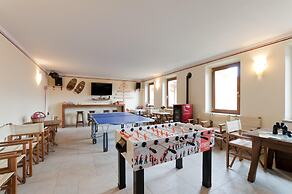 Alpine Getaway in Tuscany
