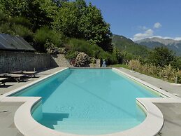 Alpine Getaway in Tuscany