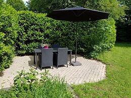 Cottage in Veluwe Near Forest Park