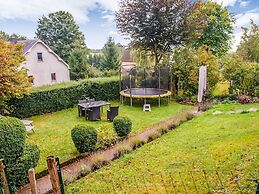 Tranquil Holiday Home With Private Garden