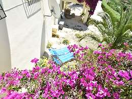 Coastal Villa Near Beaches