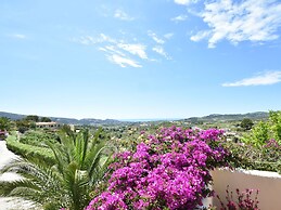 Coastal Villa Near Beaches