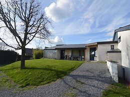 Sunny Cottage With Pool