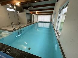 Sunny Cottage With Pool