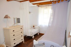 Hideaway in Villeneuve-d'allier
