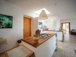 Villa in Arenas With Mediterranean Views