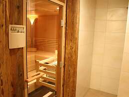 Chalet in Leogang Near Ski Slopes