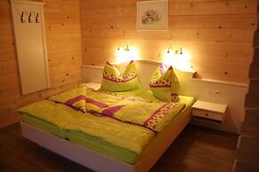 Chalet in Leogang Near Ski Slopes