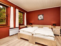Durbuy Hillside Family Villa