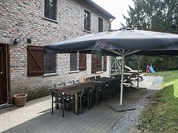 Durbuy Hillside Family Villa