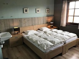 Durbuy Hillside Family Villa
