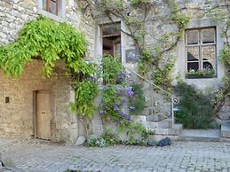 Elegant Stay, Comblain-fairon