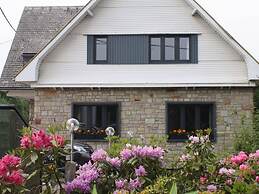 Spacious Home With Garden