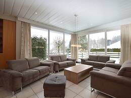 Spacious Home With Garden
