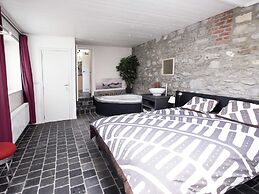 Mansion in Hastiere par Dela With Pool