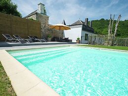 Mansion in Hastiere par Dela With Pool