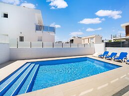 Sunny Villa With Private Pool