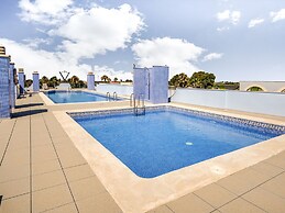 Comfortable Apartment Near the Sea