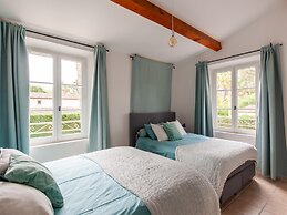 Beachside Bliss in Gassin
