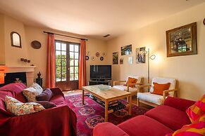 Villa in Beaufort With Pool & Views