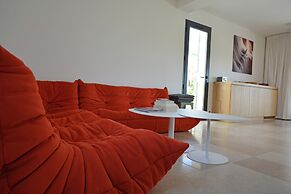 Villa in Malaucene Near Mont Ventoux