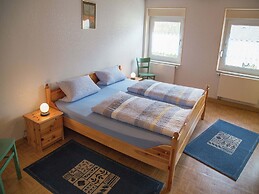 Eifel Retreat Near Volcanic Lakes