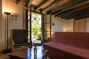 Peaceful Cottage in Savignac