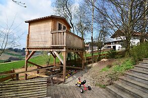 Ferienwohnung in Bernhardsberg Nahe Skipisten