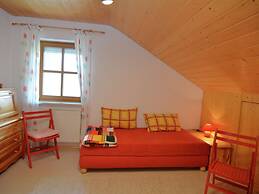 Ferienwohnung in Bernhardsberg Nahe Skipisten