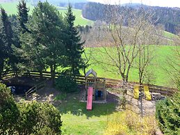 Ferienwohnung in Bernhardsberg Nahe Skipisten