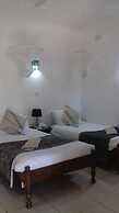 Mwayose Lodge