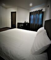 Hotel Longhouse