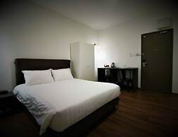 Hotel Longhouse